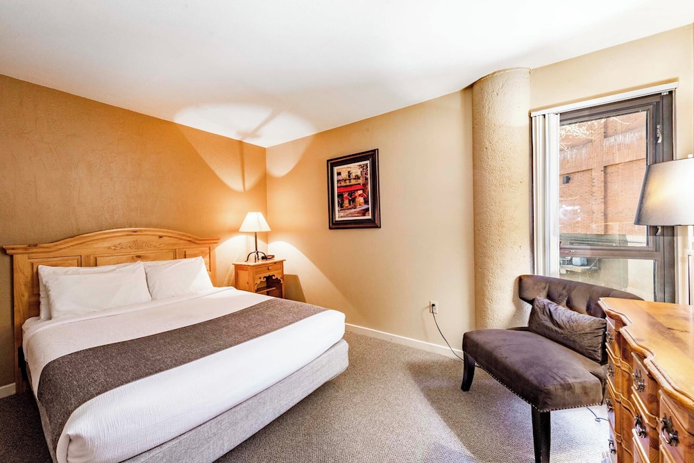 Condominium, 2 Bedrooms, Spa, King and Queen Bed