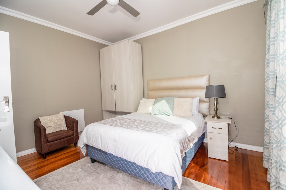 Cashmere Suites 13/50