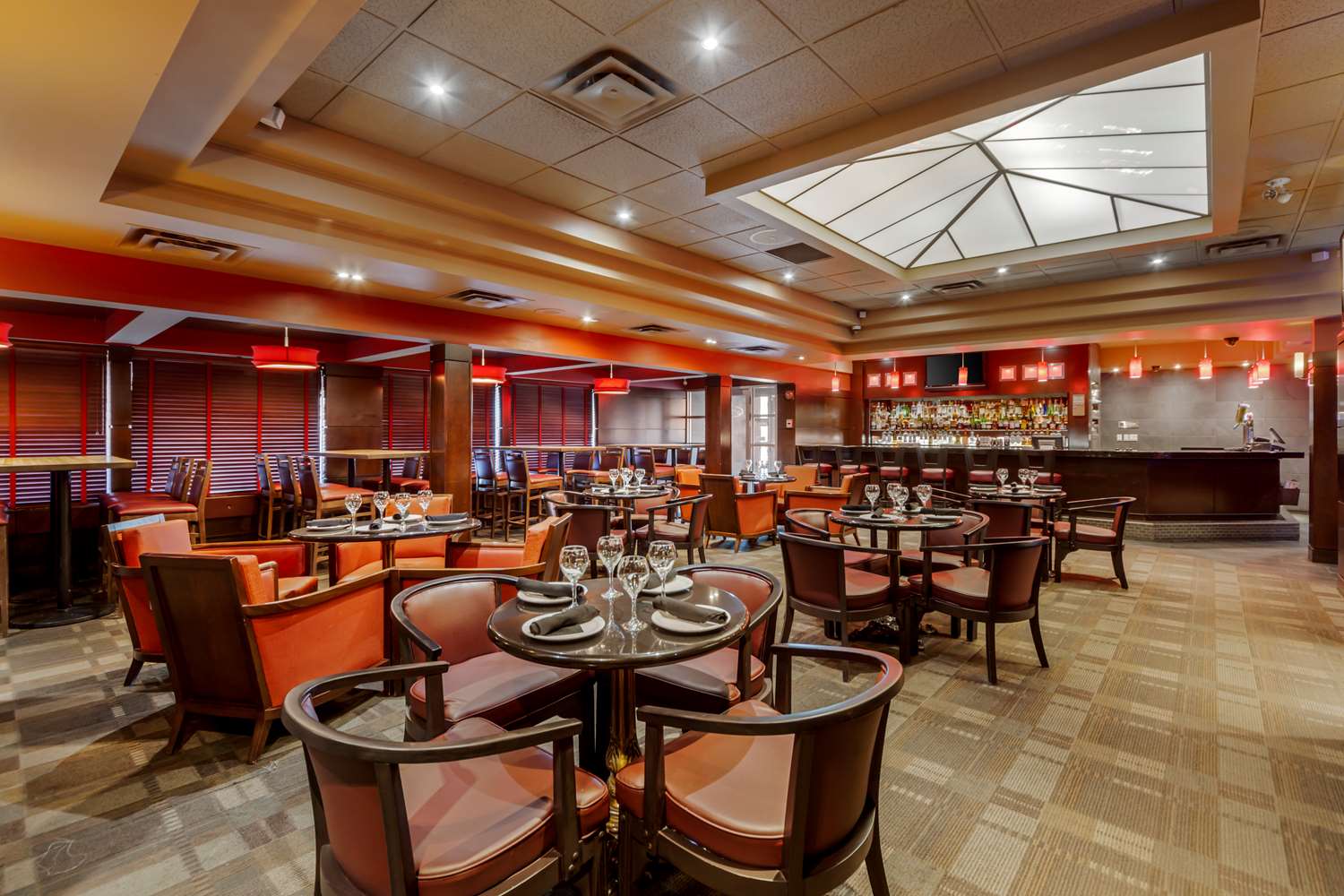 restaurant cafeteria