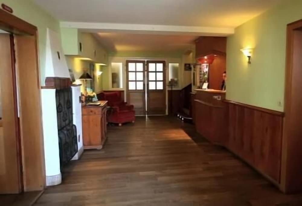Sternen Hotel and Restaurant 42/50