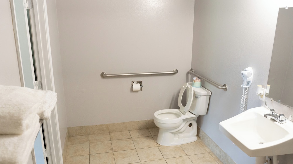 Rodeway Inn 54/58
