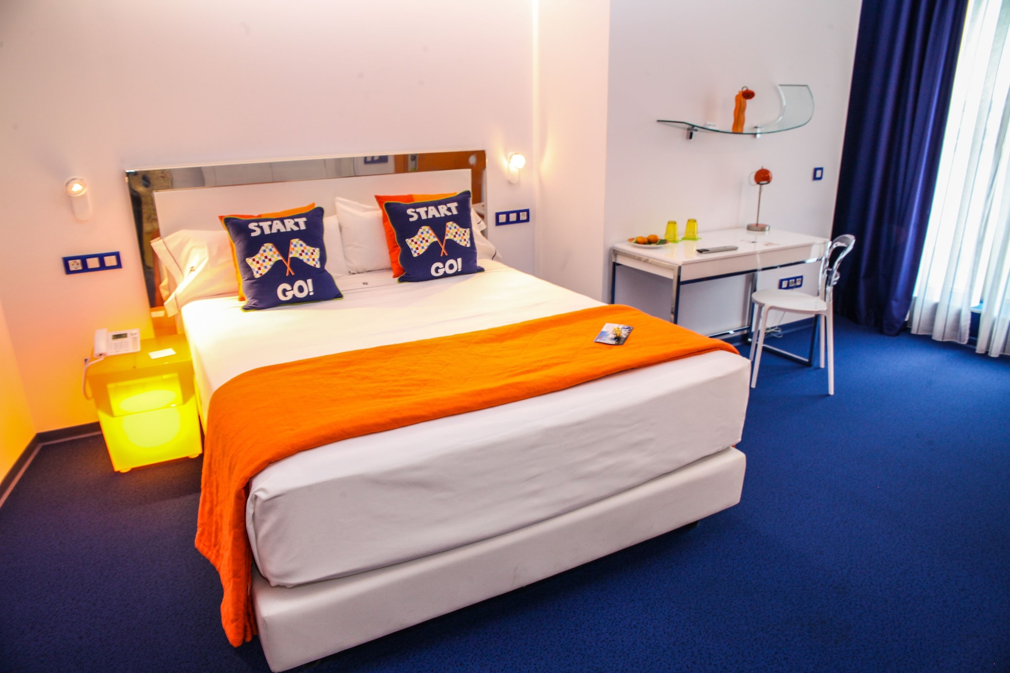 SUPERIOR, DOUBLE BED