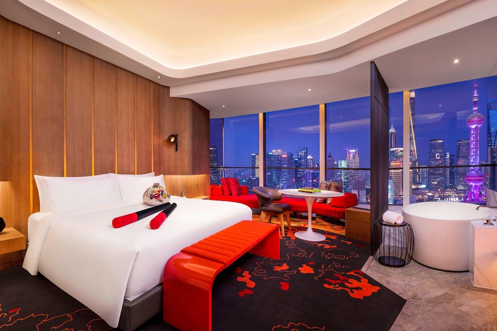 W Shanghai The Bund 18/63