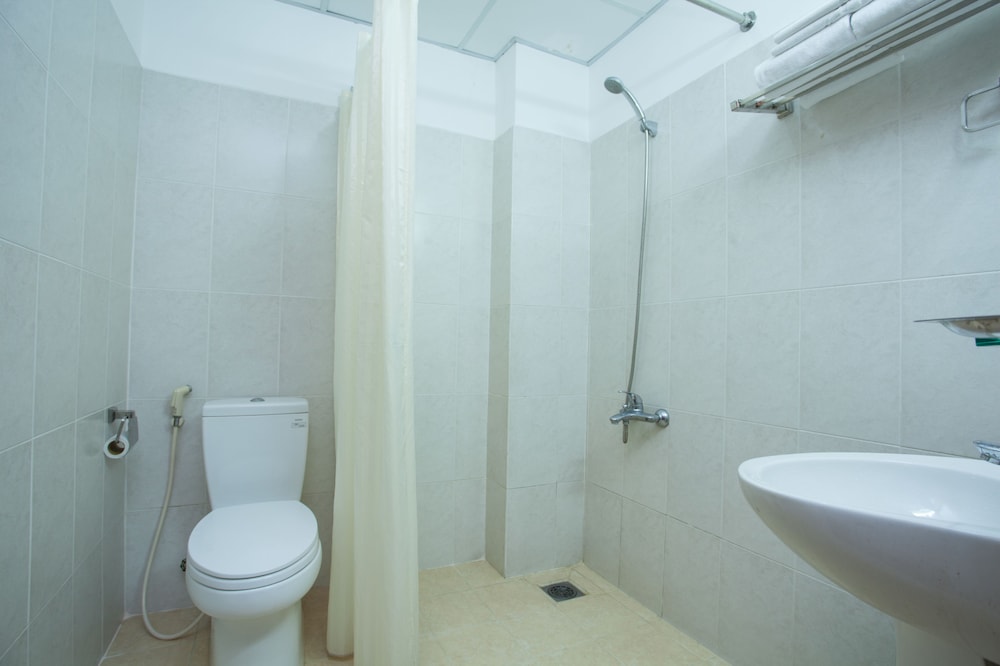 Hoang Ha Hotel 63/67