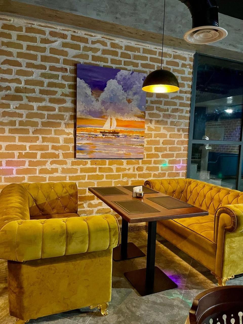 Alpha Plaza Hotel 20/37