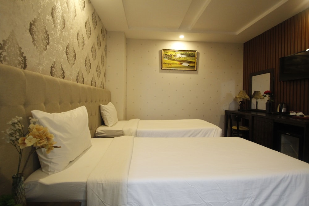 Queen Central Hotel 9/60
