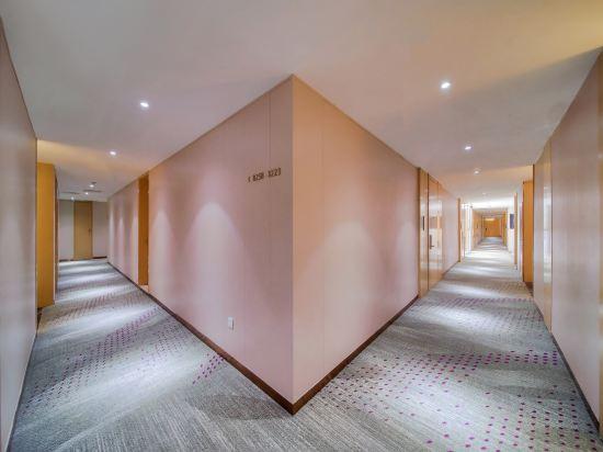 Lavande Hotel(Beijing International Trade Sihui subway station store) 20/29