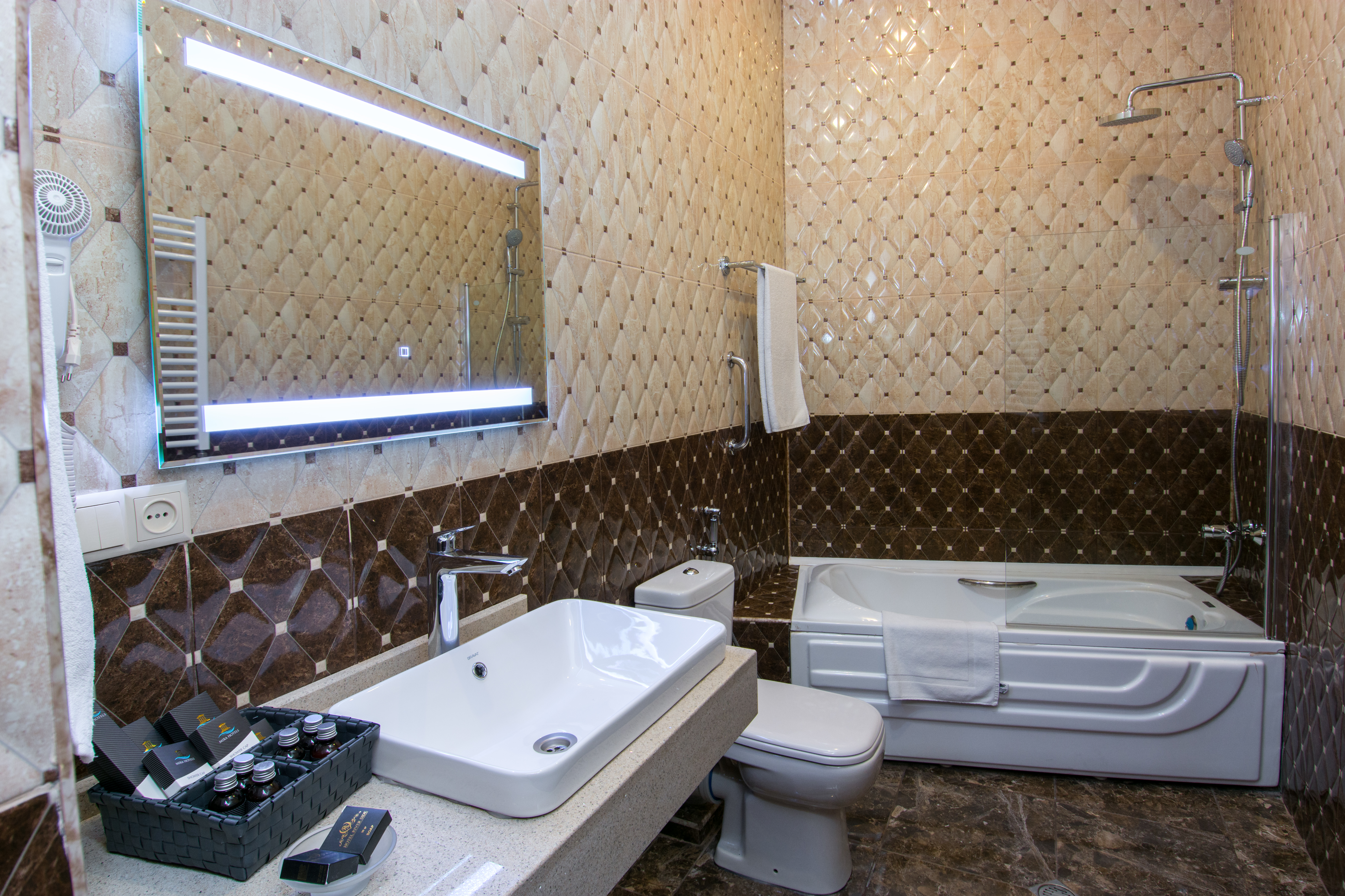 غرفة سوبيريور مفردة بسرير كينج، River Side Tbilisi Boutique Hotel 6/6