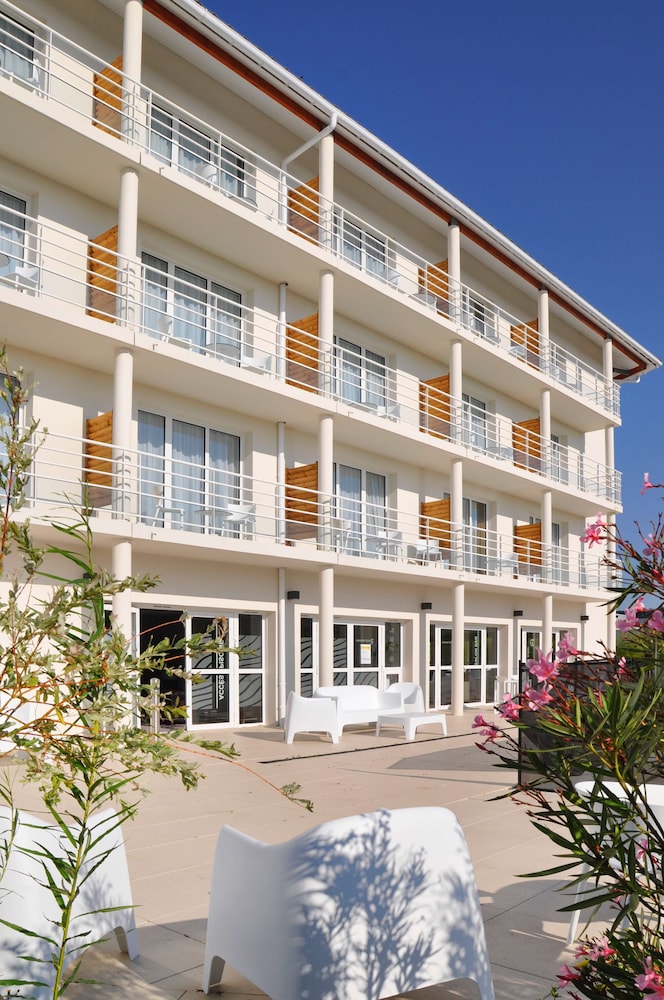 Golden Tulip La Baule 5/79