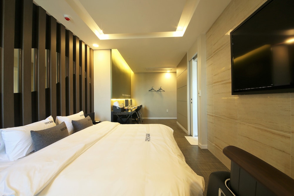 Premium Ava Hotel Sasang 8/50