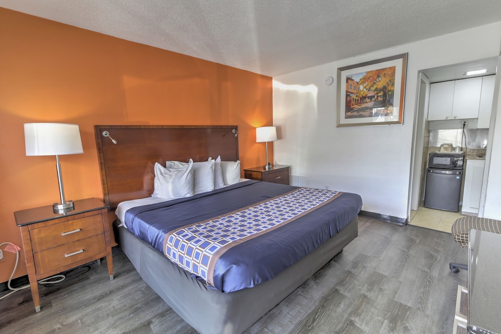 White Marlin Inn 16/34