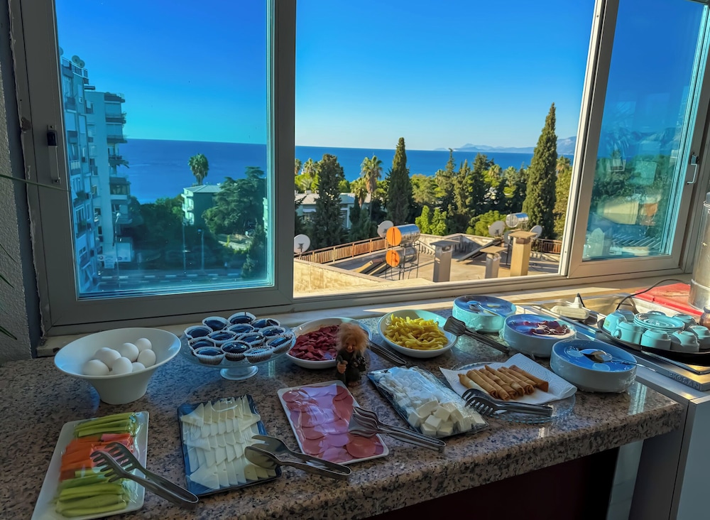 Deluxe Ersoy Hotel 28/35