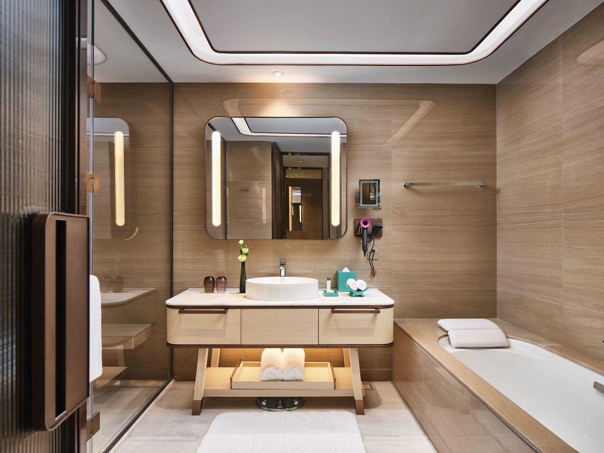 Premium, 2 Double Beds, City View, Intercontinental Chongqing Raffles City 4/5