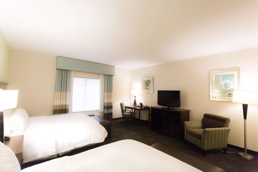 Hampton Inn And Suites Middlebury In 8/42