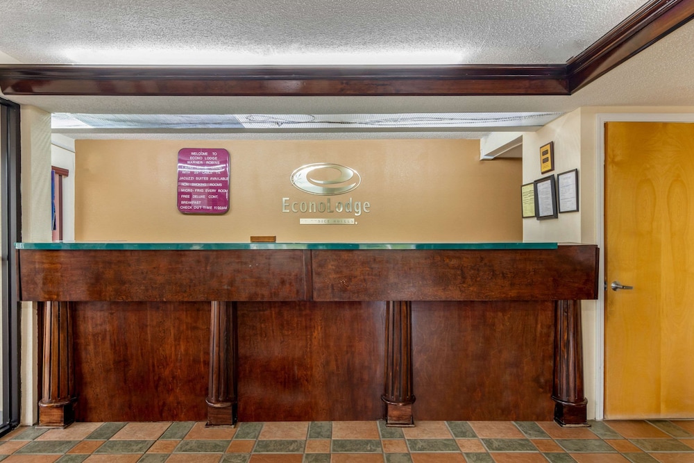 Econo Lodge Byron - Warner Robins 7/52