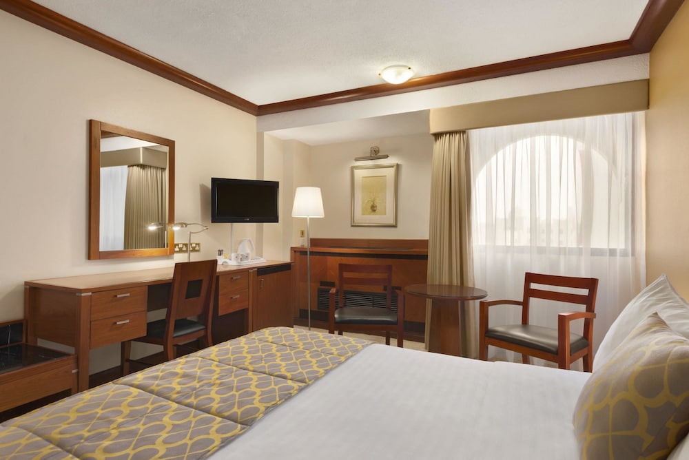 Ramada by Wyndham Bahrain 14/43