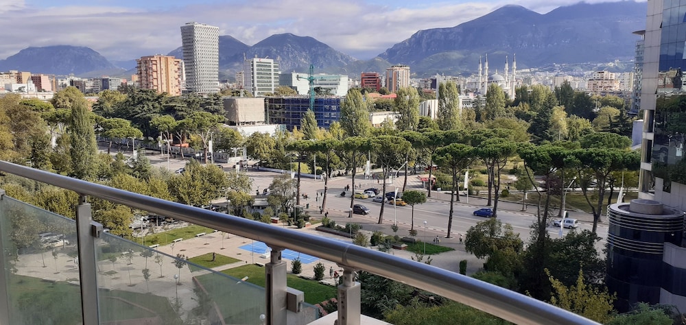 Mulaj Hotel Tirana 56/63