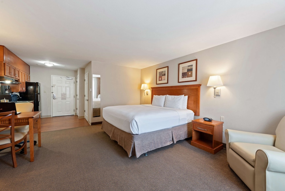 Extended Stay America Suites Lawton Fort Sill 18/61