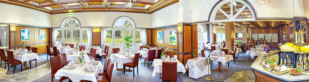 HOTEL SONNENGARTEN 33/60