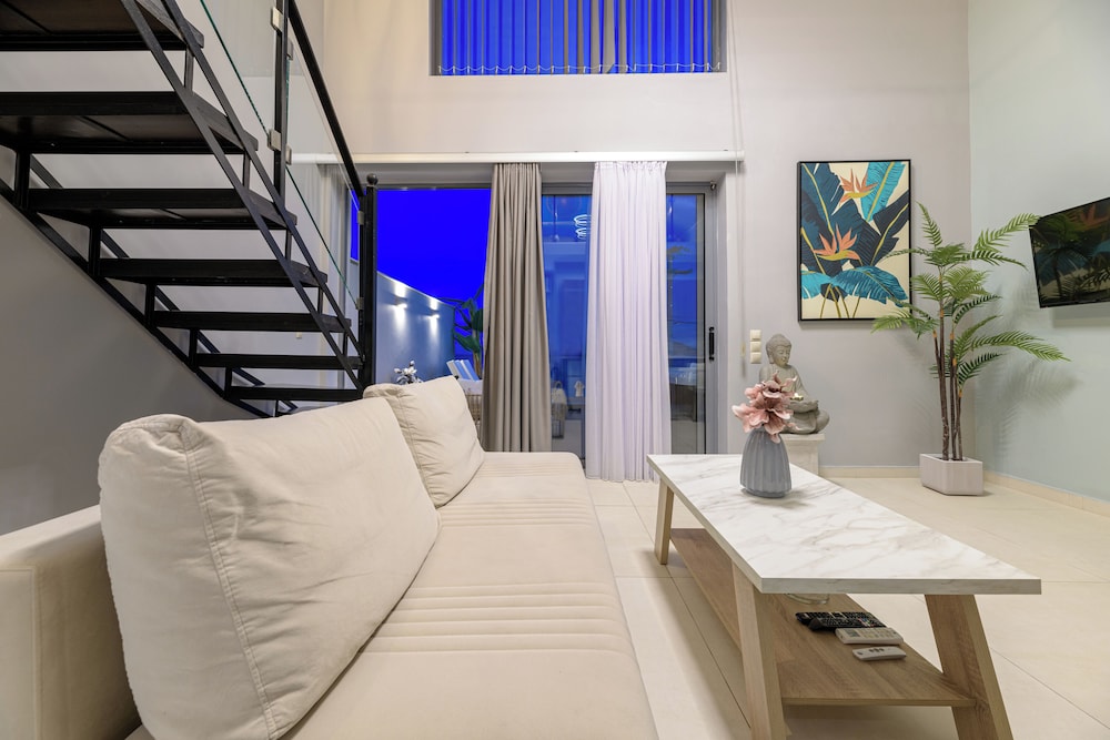 Pearl Luxury Living 16/38