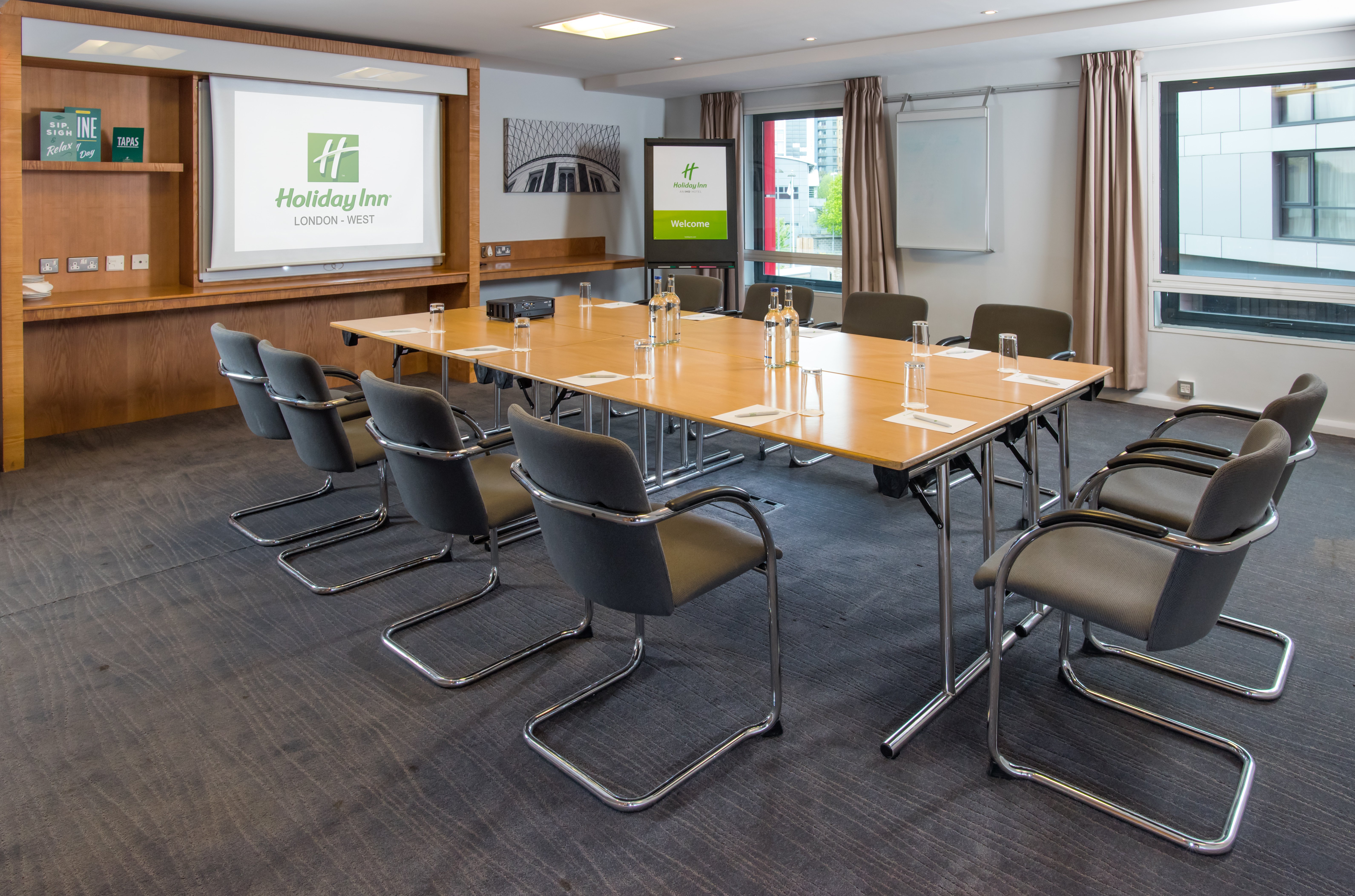 Holiday Inn London West 60/75