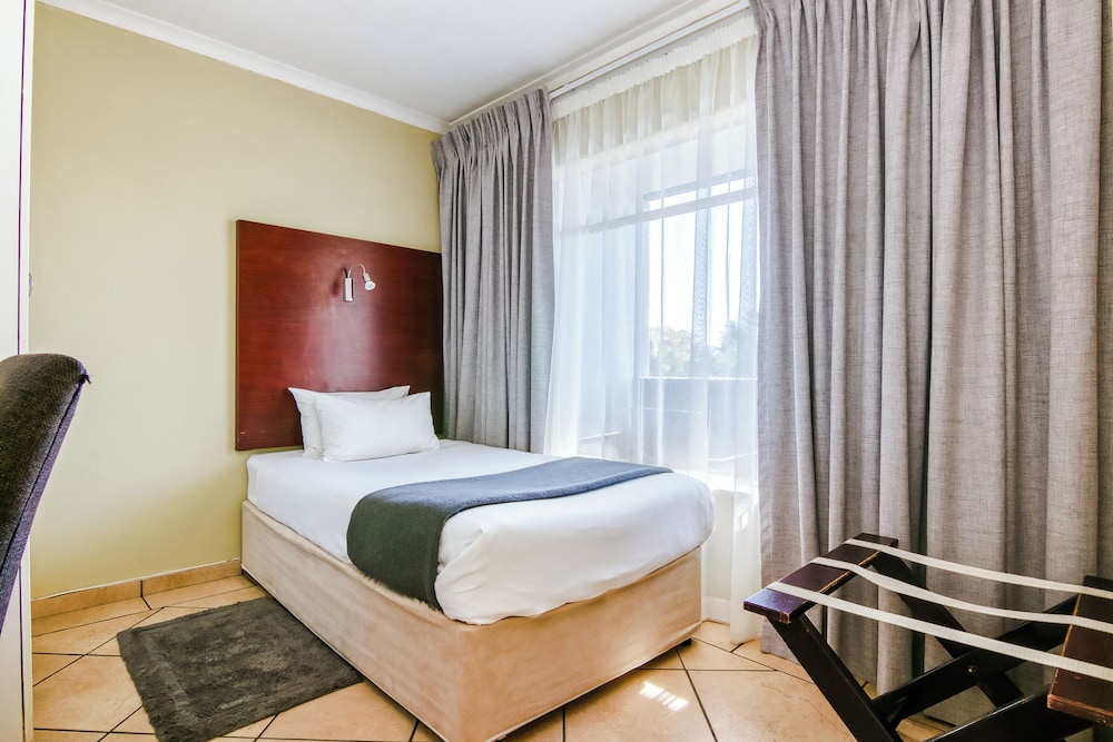 Bm Gardens Apartment Hotel 13/34