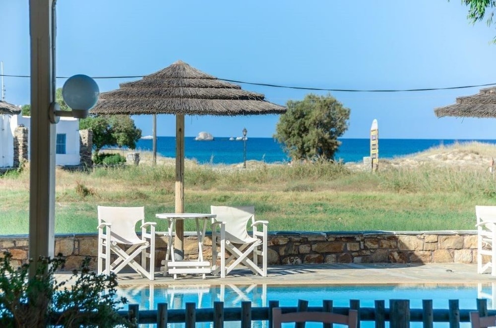 Plaka Hotel I 53/62