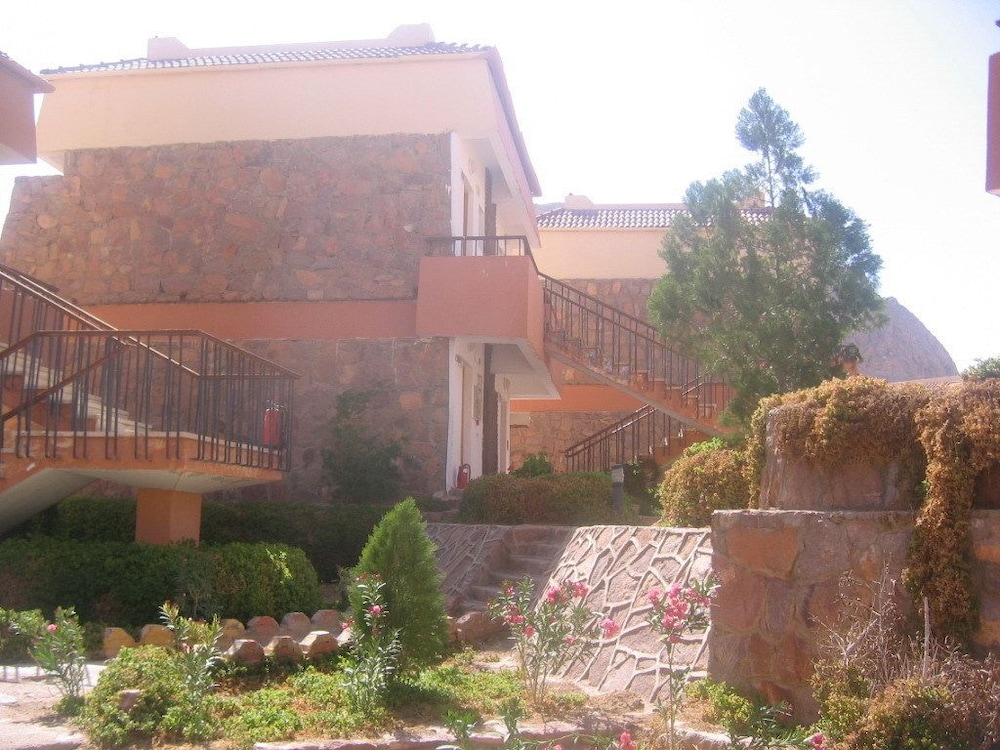 Catherine Plaza 5/48