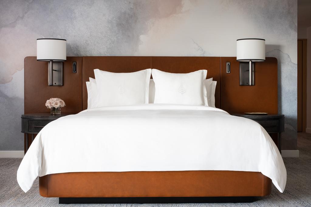 Deluxe, Double Bed