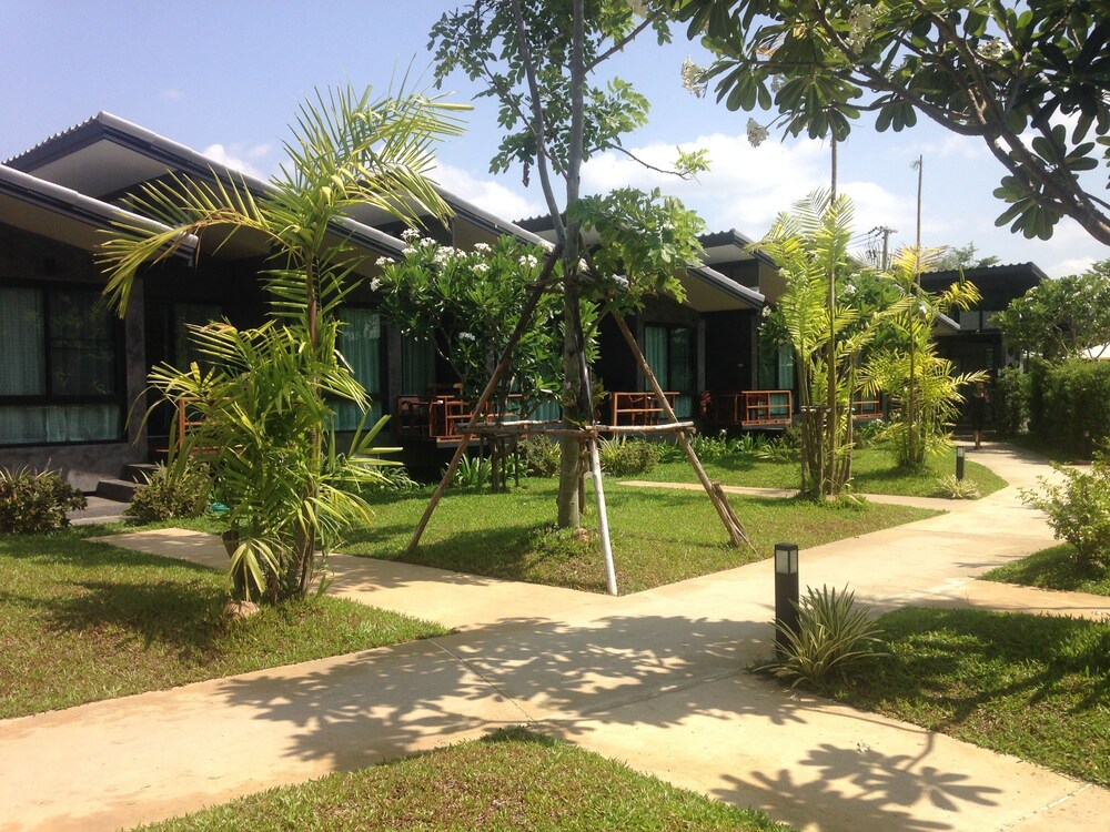 Family House Zen Boutique Resort 24/28