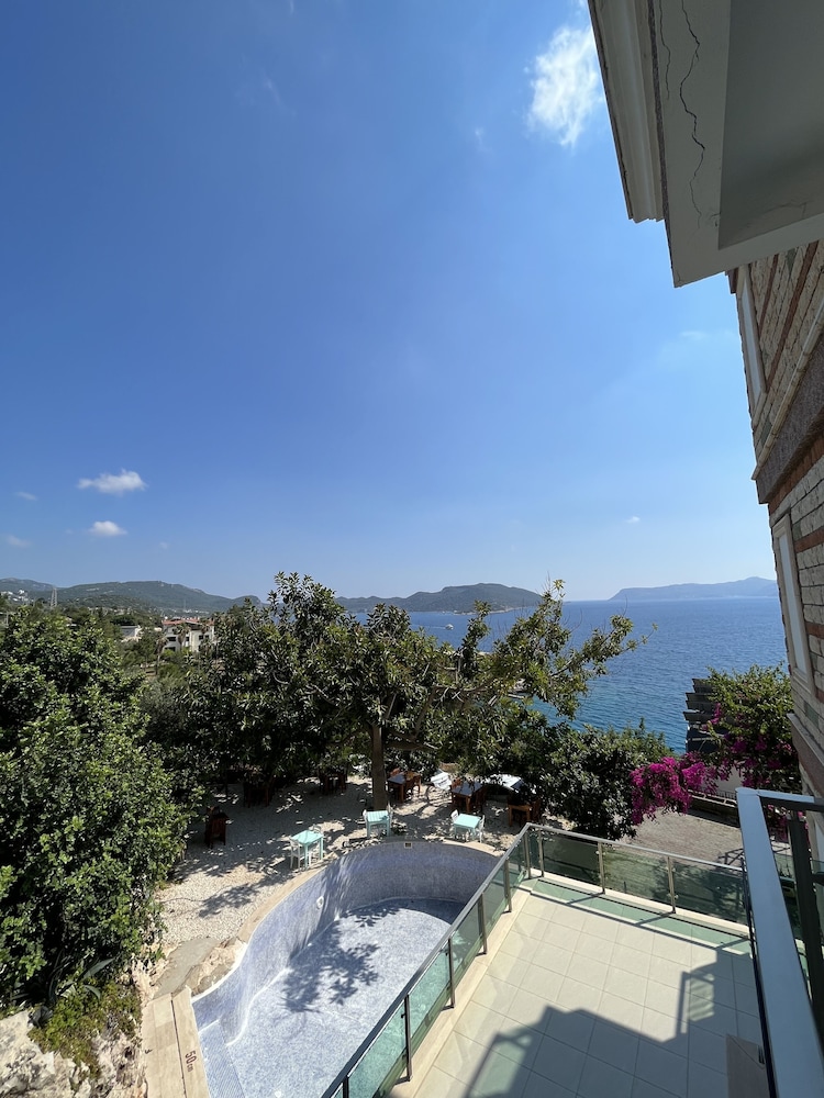 Kas Maki Hotel 28/50