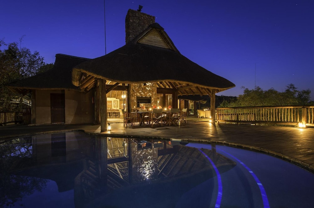 Tshwene Lodge 1/50
