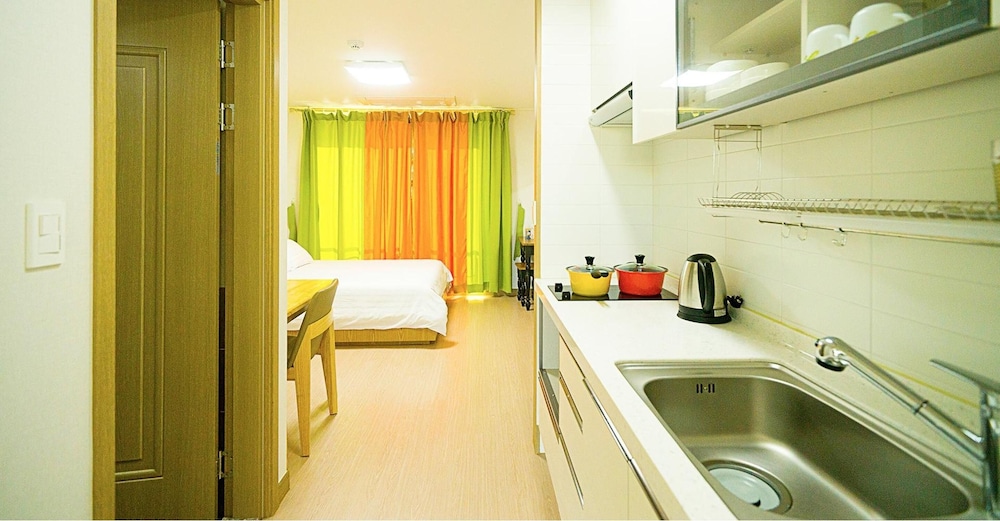Seogwipo Dorame Pension 19/23