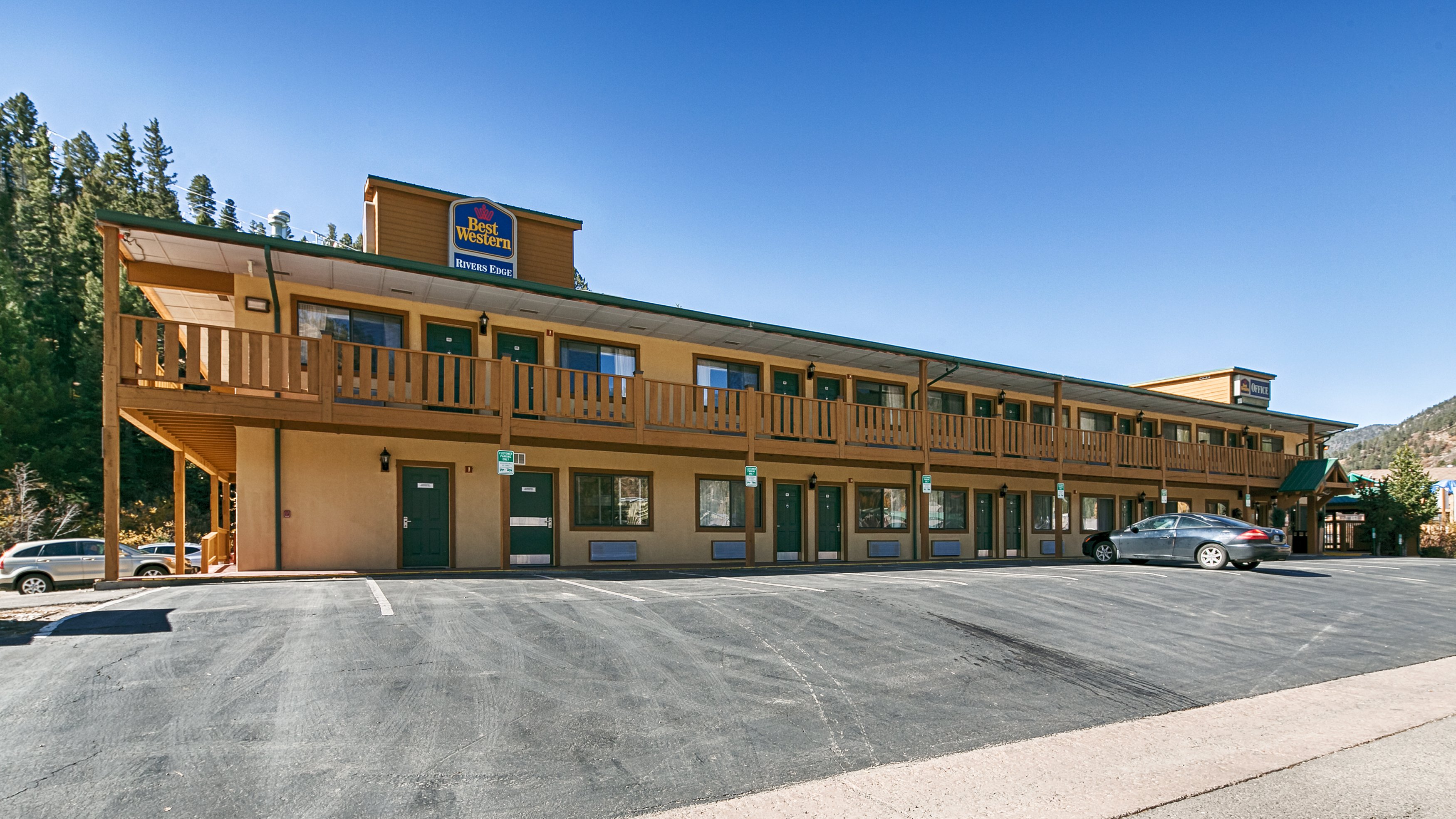 Best Western Rivers Edge 24/31