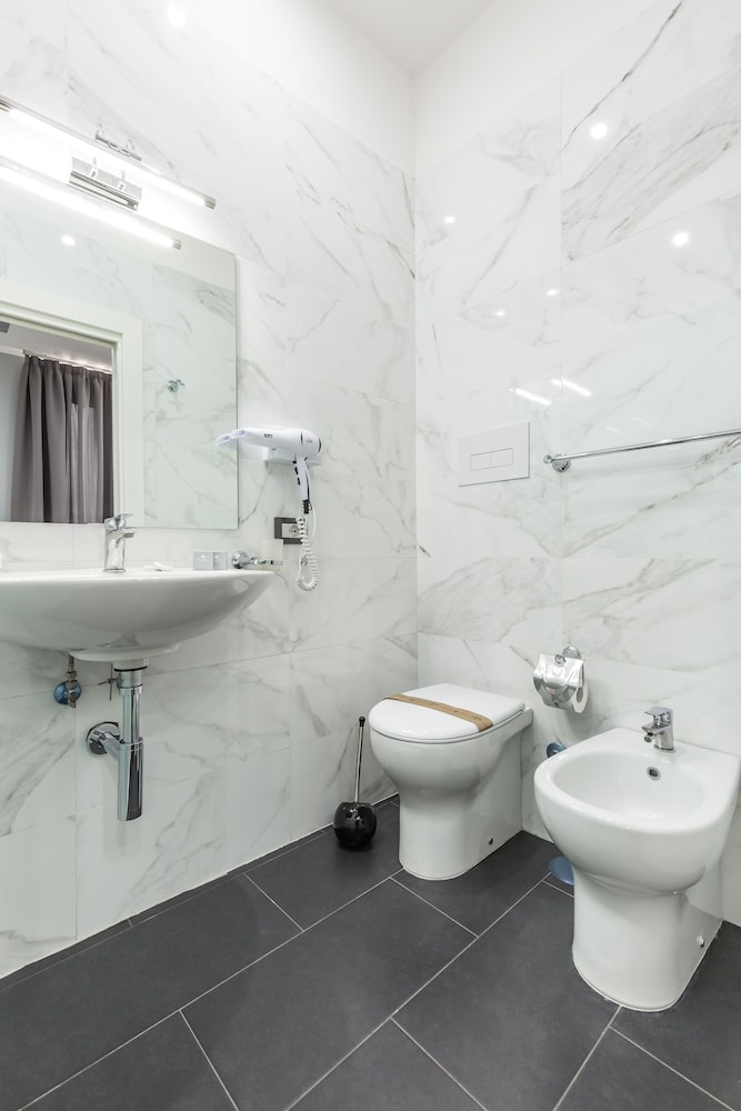 Hotel Bella Napoli Suites 62/67