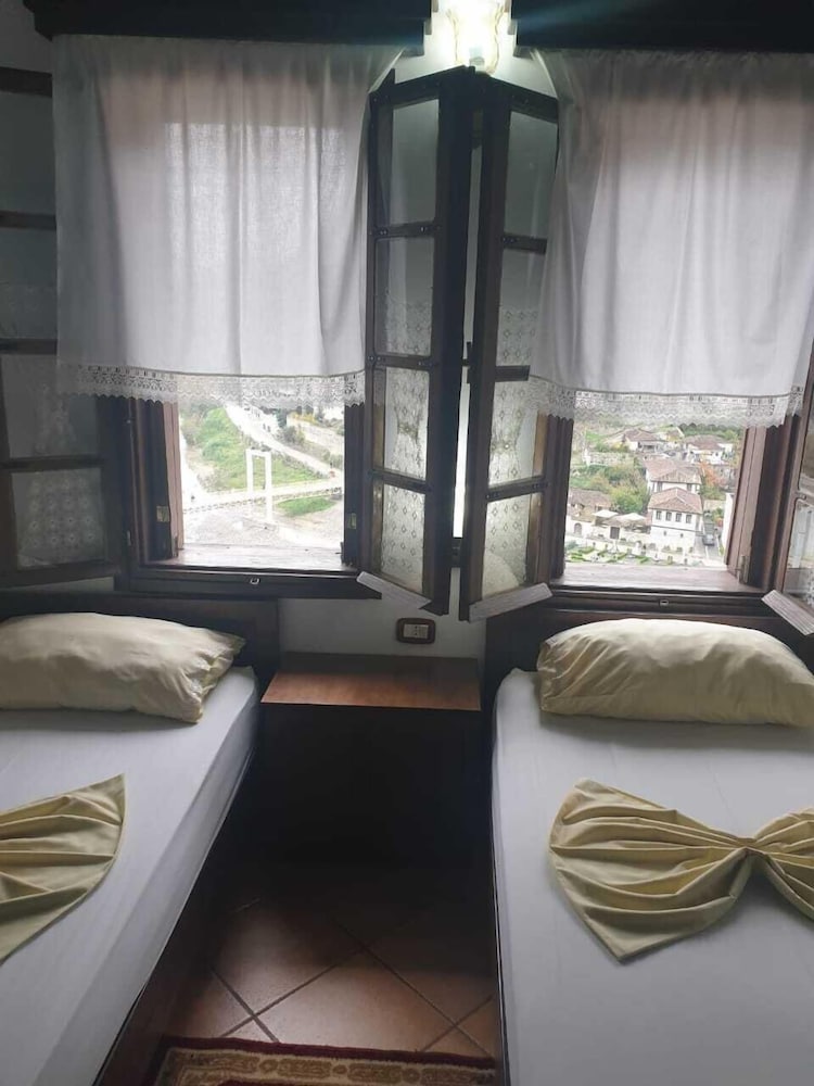 Hotel Guva Mangalem 15/61