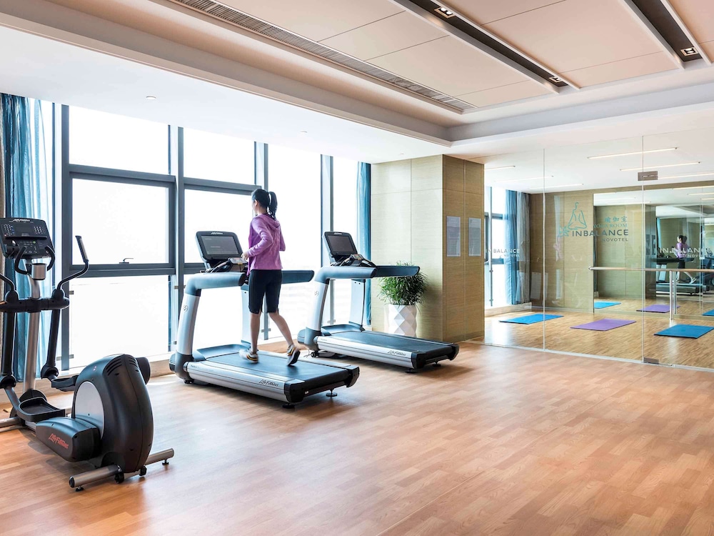 Novotel Ningbo East 40/76