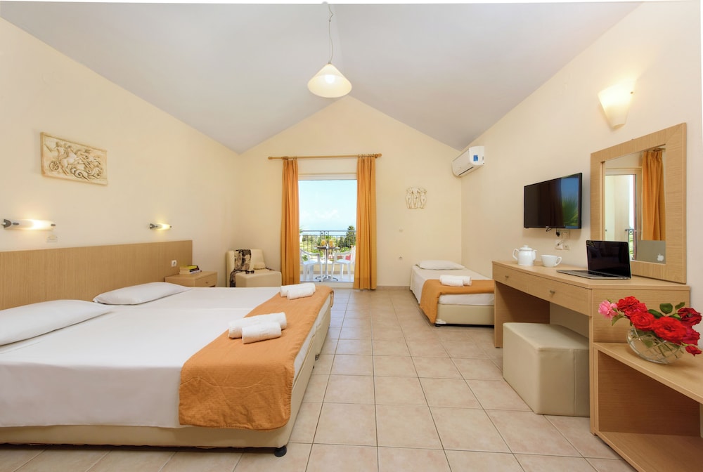 DOUBLE ROOM GARDEN VIEW