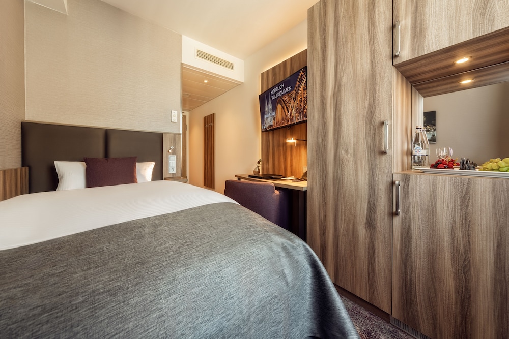 Cityclass Hotel Europa Am Dom 10/41