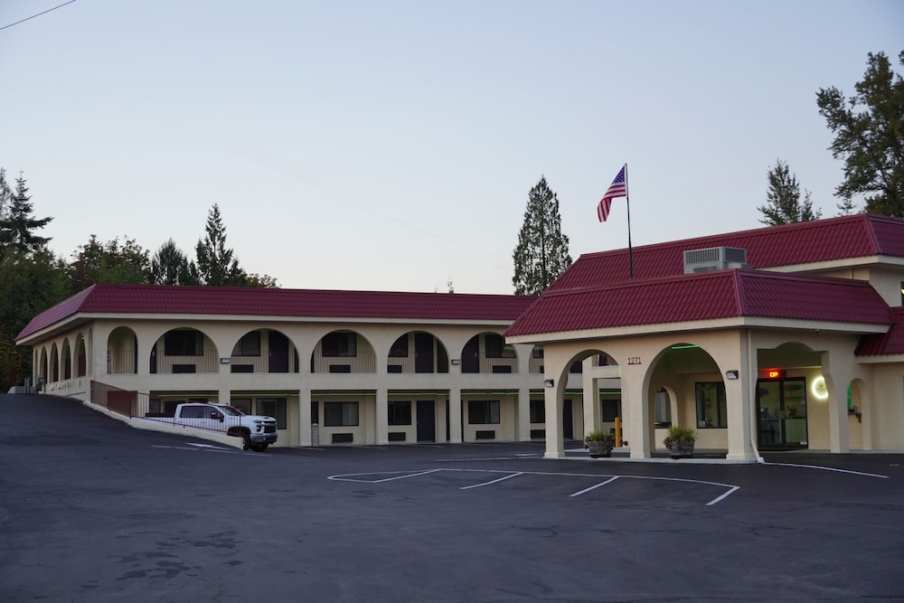Timberland Inn & Suites 5/63