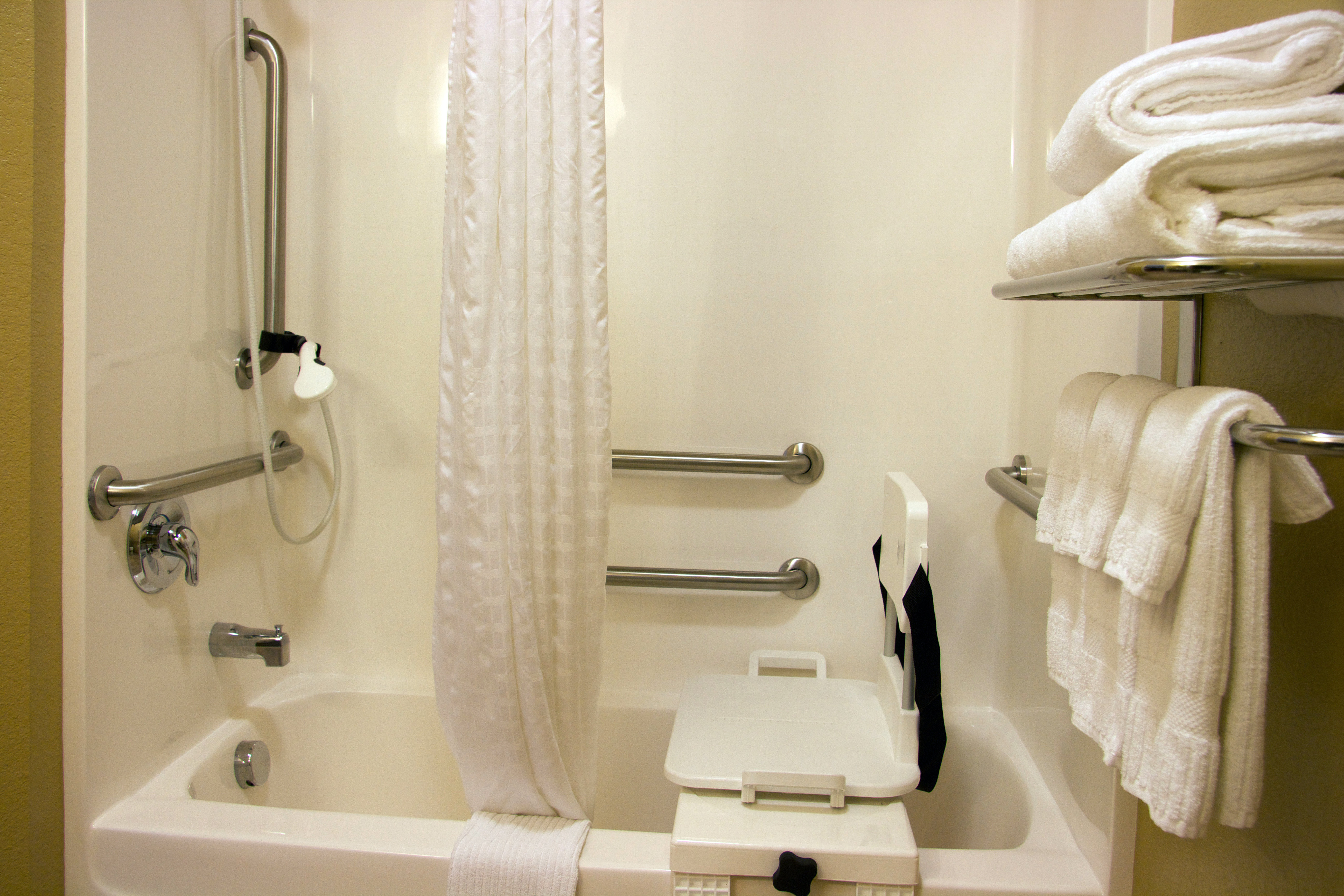 Candlewood Suites Champaign Urbana University Area 39/39