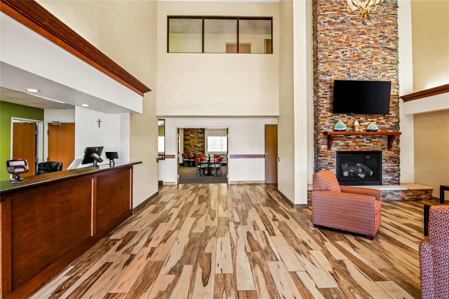 Quality Inn & Suites Vail Valley 5/35