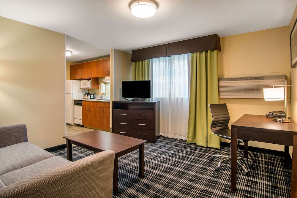 Quality Inn & Suites Albany Corvallis 21/28