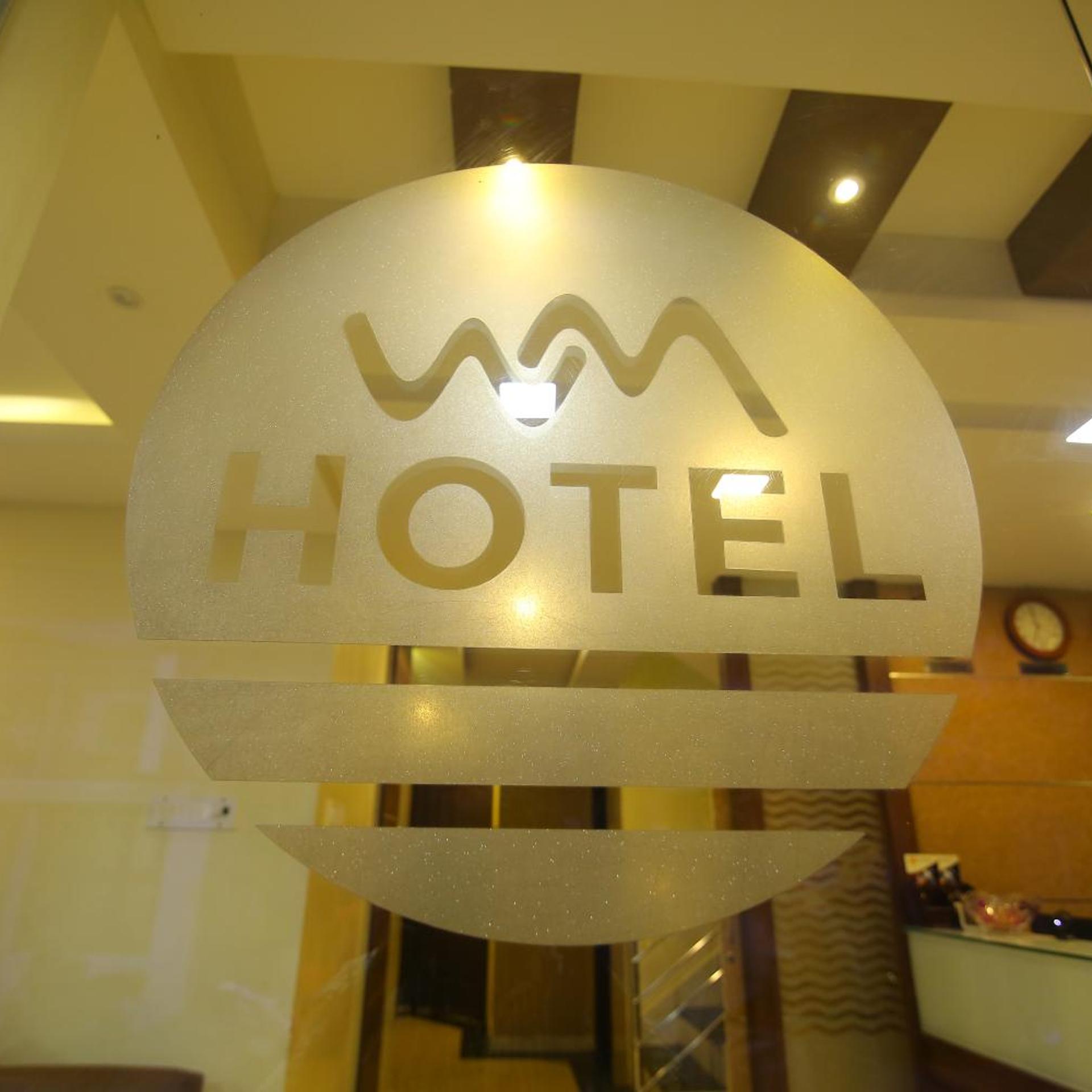 Hotel White Mount 6/50