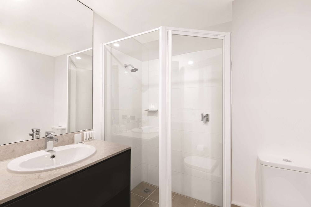 Mercure Sydney Blacktown 21/72