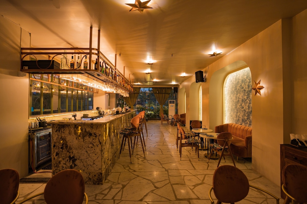 Royal Orchid Central Jaipur 39/58