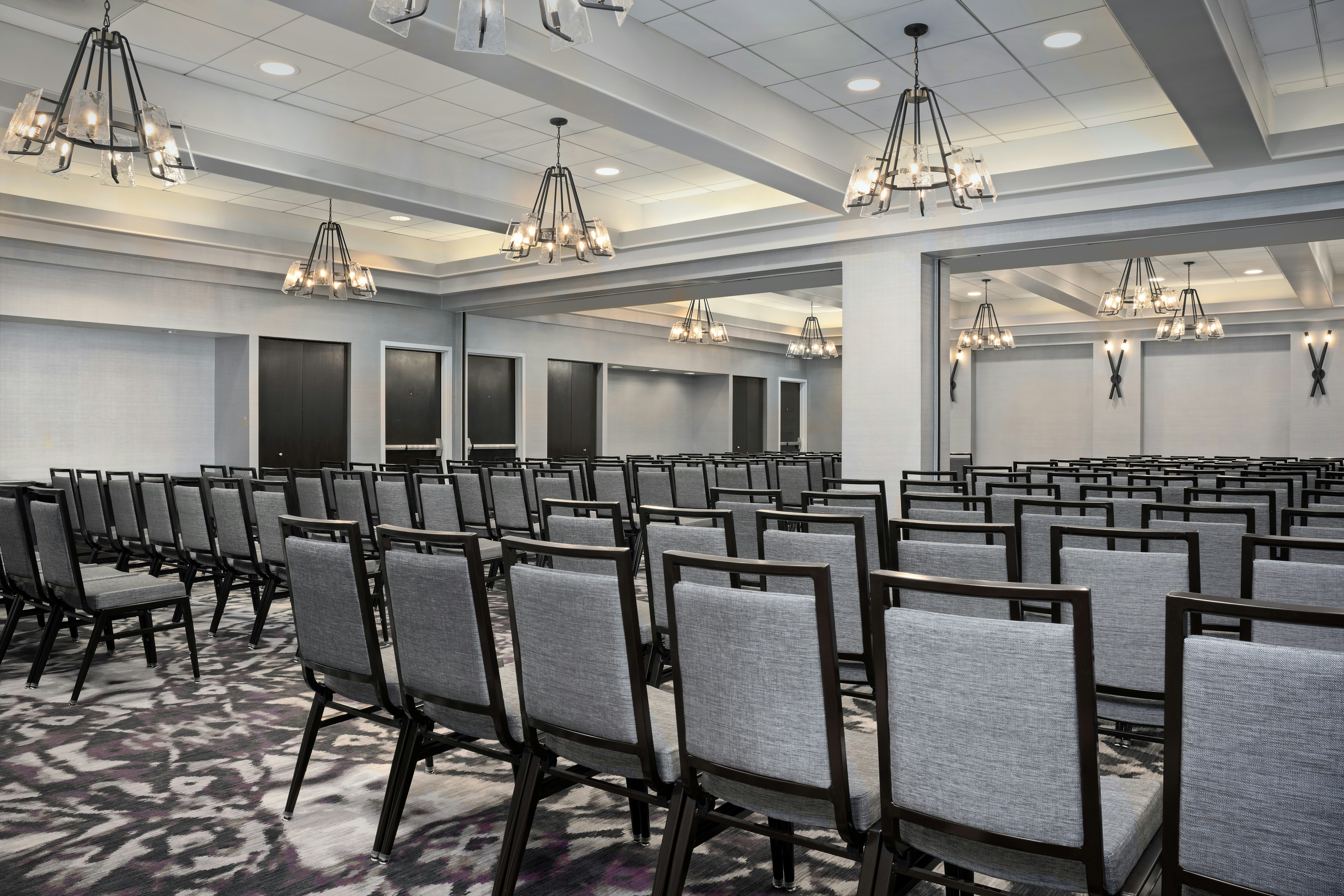 Embassy Suites By Hilton Crystal City National Airport 54/65