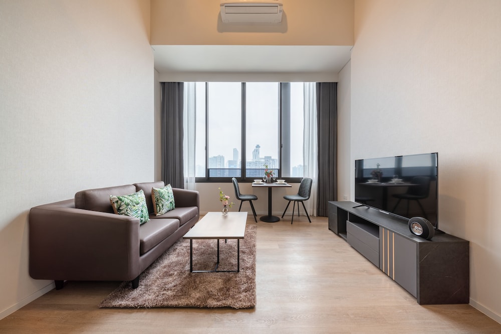 Ramada By Wyndham Bangkok Sukhumvit 87 43/61