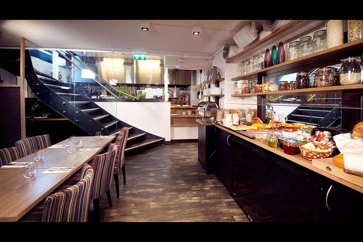 Hotel NO13, Ascend Hotel Collection 1/3