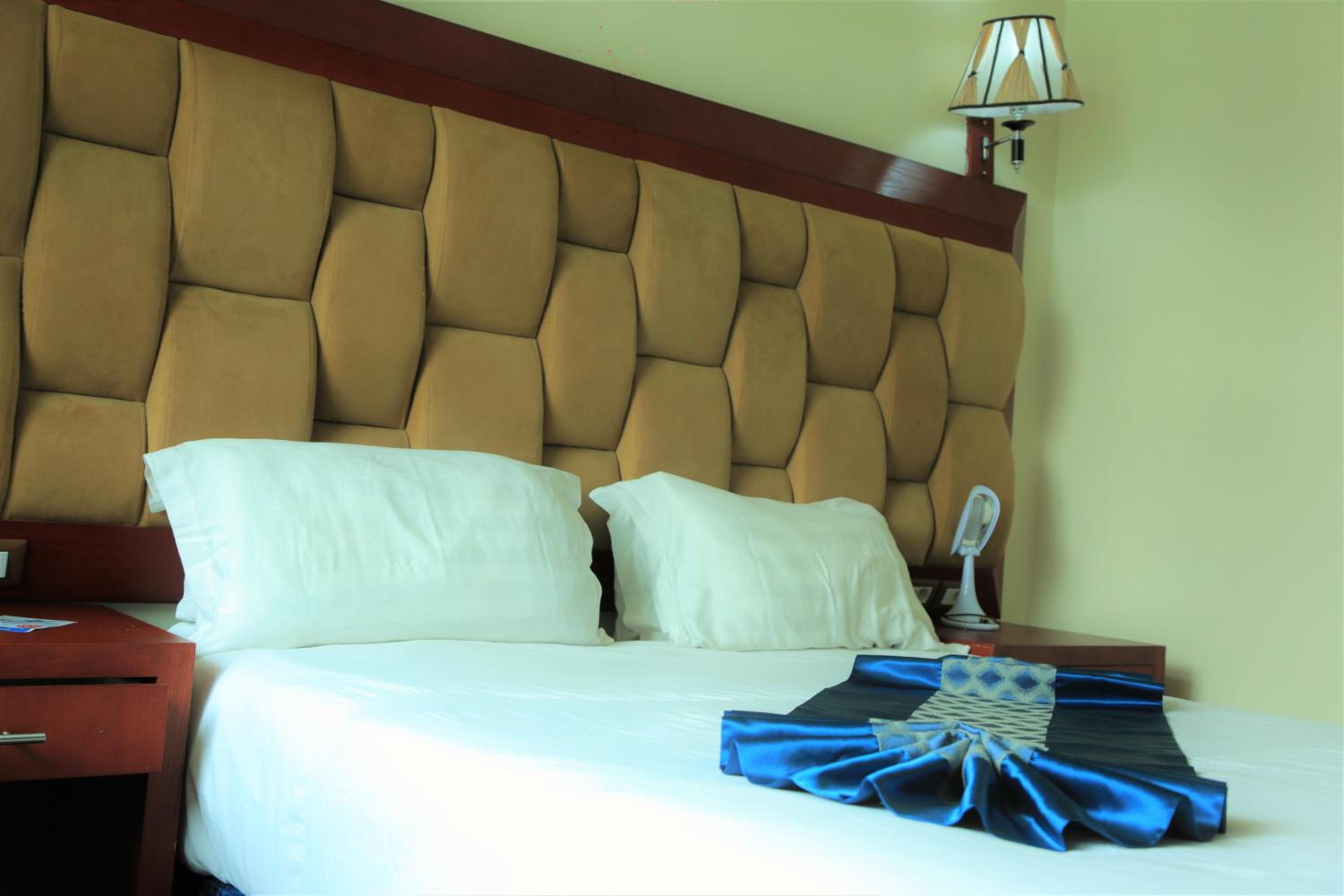 Blue Birds International Hotel 22/50
